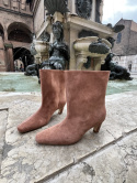 Eleganckie zamszowe botki L'estrosa
