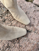 Eleganckie zamszowe botki L'estrosa
