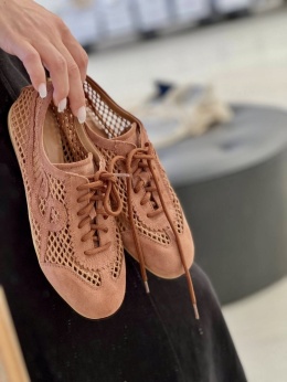 Ażurowe sneakersy Lestrosa