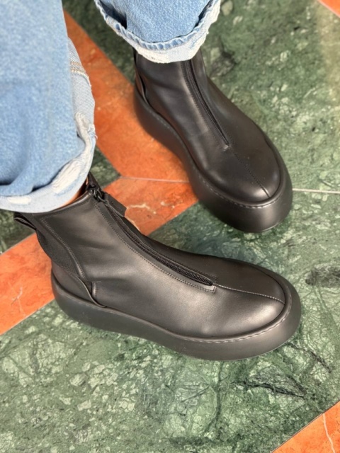 Buty z zamkiem L'estrosa Buty z zamkiem L'estrosa
