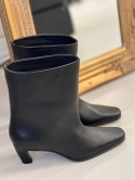 Eleganckie botki L'estrosa
