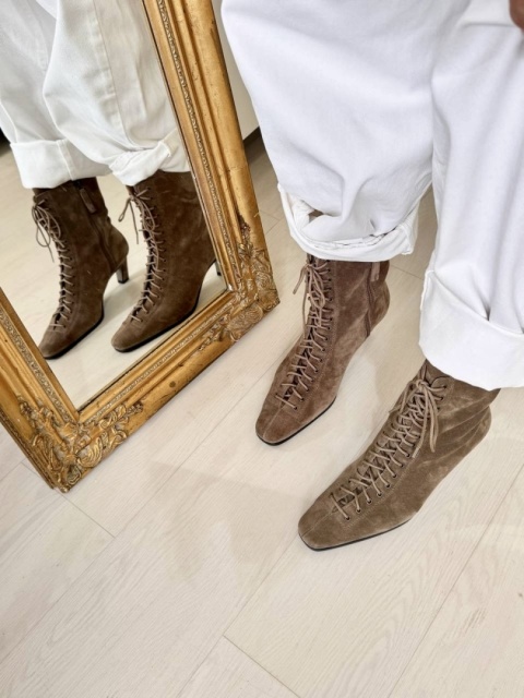 Eleganckie sznurowane botki L'estrosa Eleganckie sznurowane botki L'estrosa