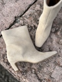 Eleganckie zamszowe botki L'estrosa