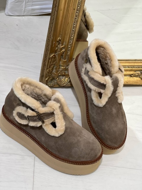 Botki z futerkiem L’estrosa