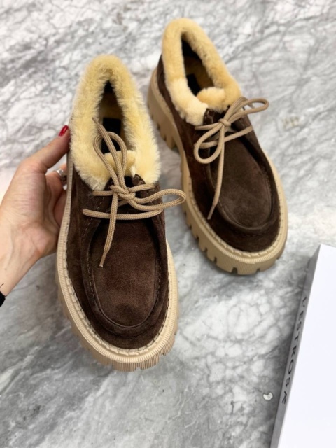 Loafersy z futerkiem L'estrosa Loafersy z futerkiem L'estrosa