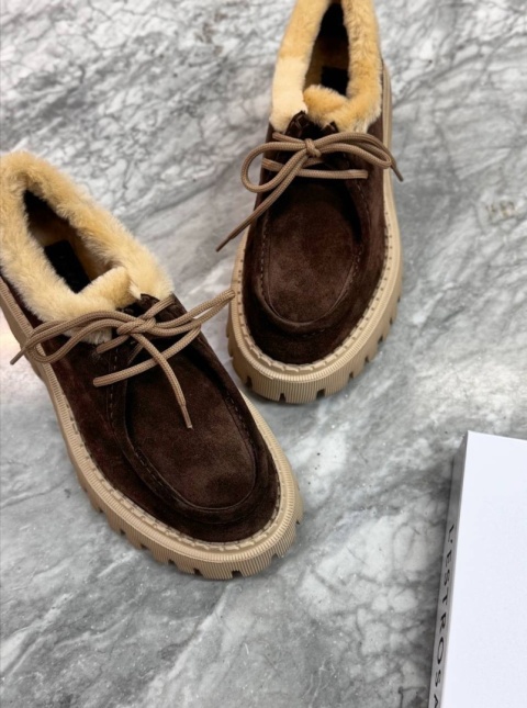 Loafersy z futerkiem L'estrosa Loafersy z futerkiem L'estrosa