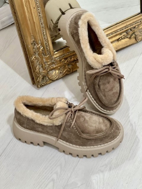Loafersy z futerkiem L'estrosa Loafersy z futerkiem L'estrosa