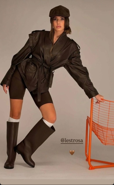 Szerokie kozaki L'estrosa