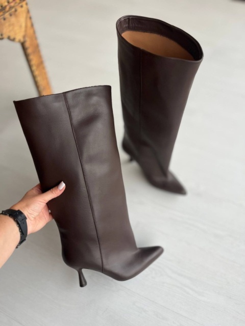 Szerokie kozaki na obcasie L’estrosa