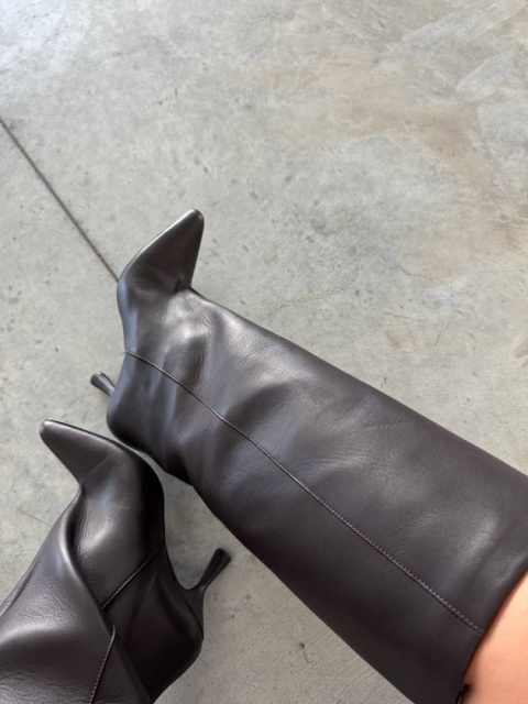 Szerokie kozaki na obcasie L’estrosa