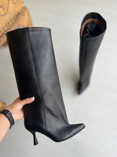 Szerokie kozaki na obcasie L’estrosa