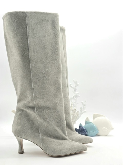 Szerokie zamszowe kozaki Lancioni