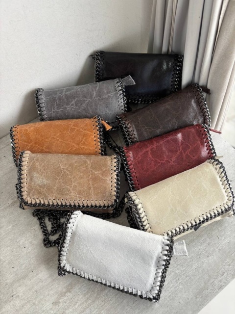 Torebka Leather Country z lańcuchem