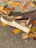 Zamszowe sneakersy na platformie Lestrosa Zamszowe sneakersy na platformie Lestrosa
