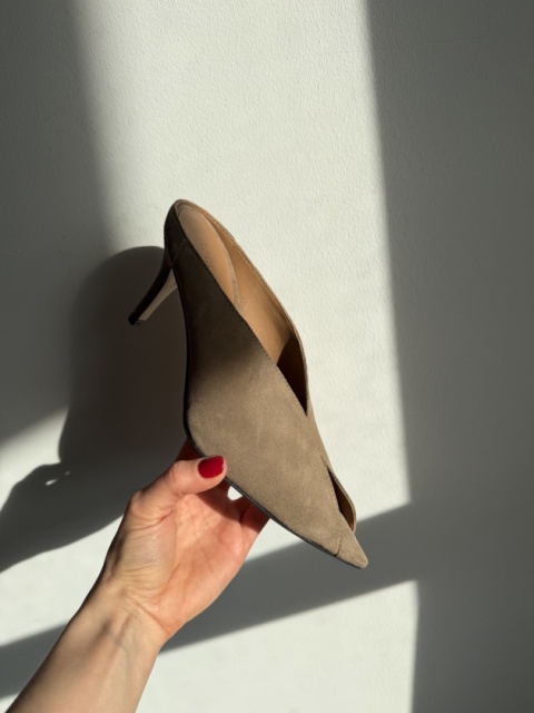 Klapki L’estrosa Sole zamsz taupe