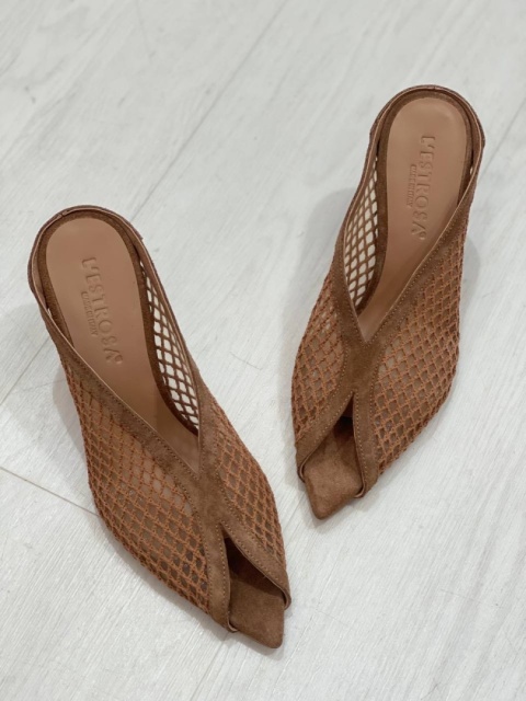 Klapki Sole z siateczki