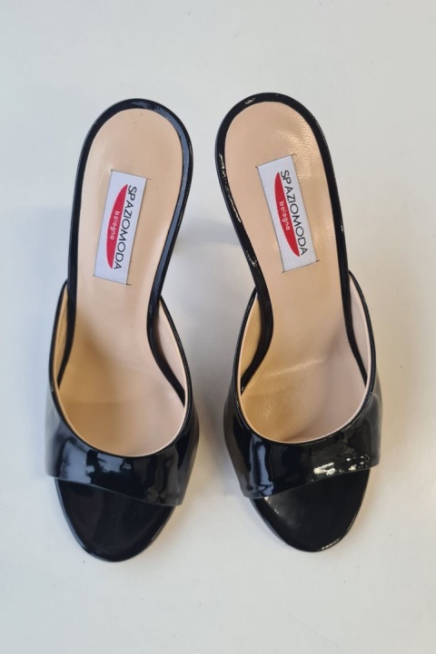 Klapki na obcasie Spaziomoda