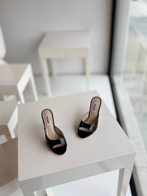 Klapki na obcasie Spaziomoda