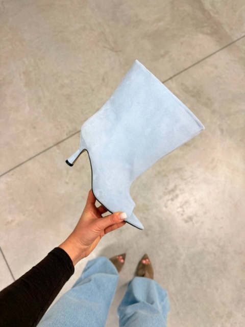 Kozaki na obcasie L'estrosa