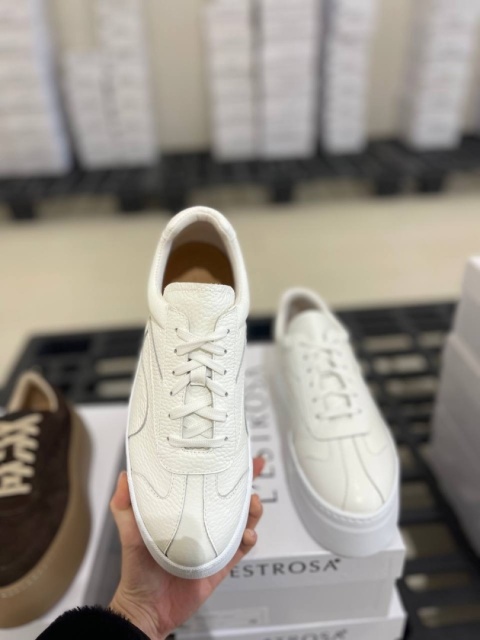 Miękkie trampki Lestrosa