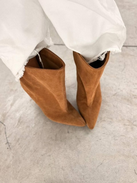 Zamszowe botki Wiola