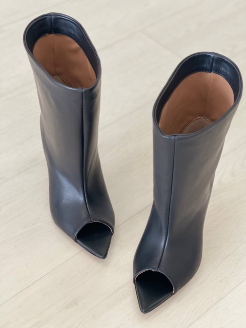 Kozaki na obcasie L'estrosa