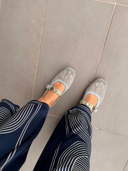 Ażurowe baletki L'estrosa — niebieskie