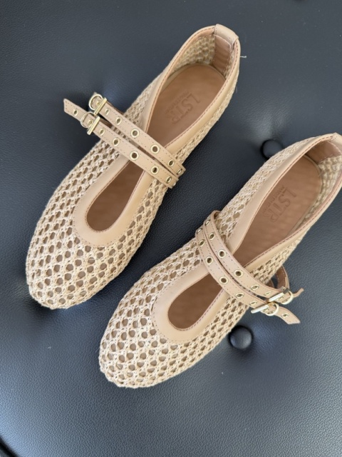 Baleriny L'estrosa ażurowe z paskiem — beżowe