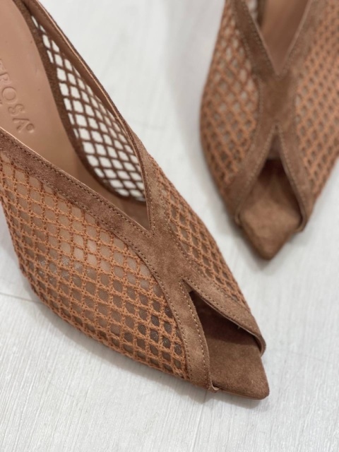 Klapki Sole L'estrosa siateczka — karmelowe