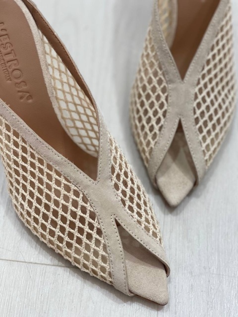 Klapki Sole z siateczki