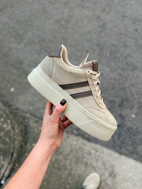 Sneakersy L'estrosa Brio