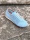 Sneakersy L'estrosa — ażurowe błękitne zamszowe