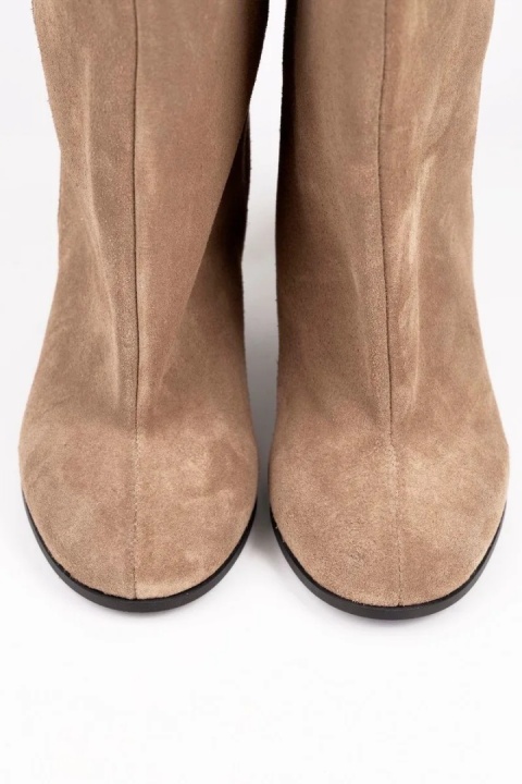 Zamszowe botki Lestrosa Ambra — taupe